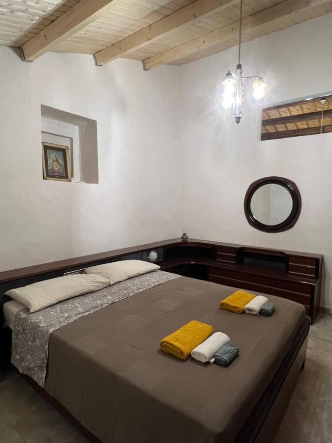 Bed and Breakfast Casa Di Mirto Chiaramonte Gulfi Exterior foto