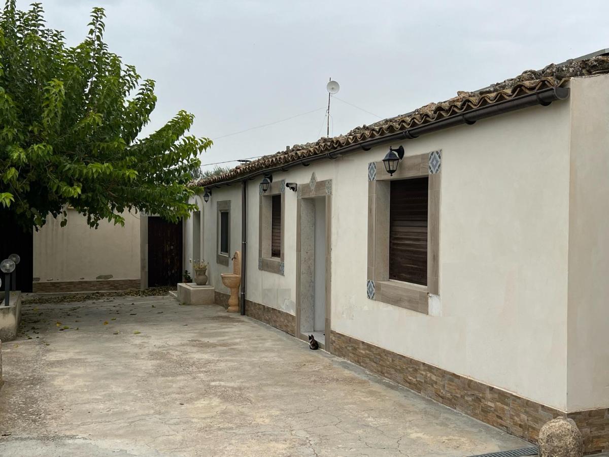 Bed and Breakfast Casa Di Mirto Chiaramonte Gulfi Exterior foto
